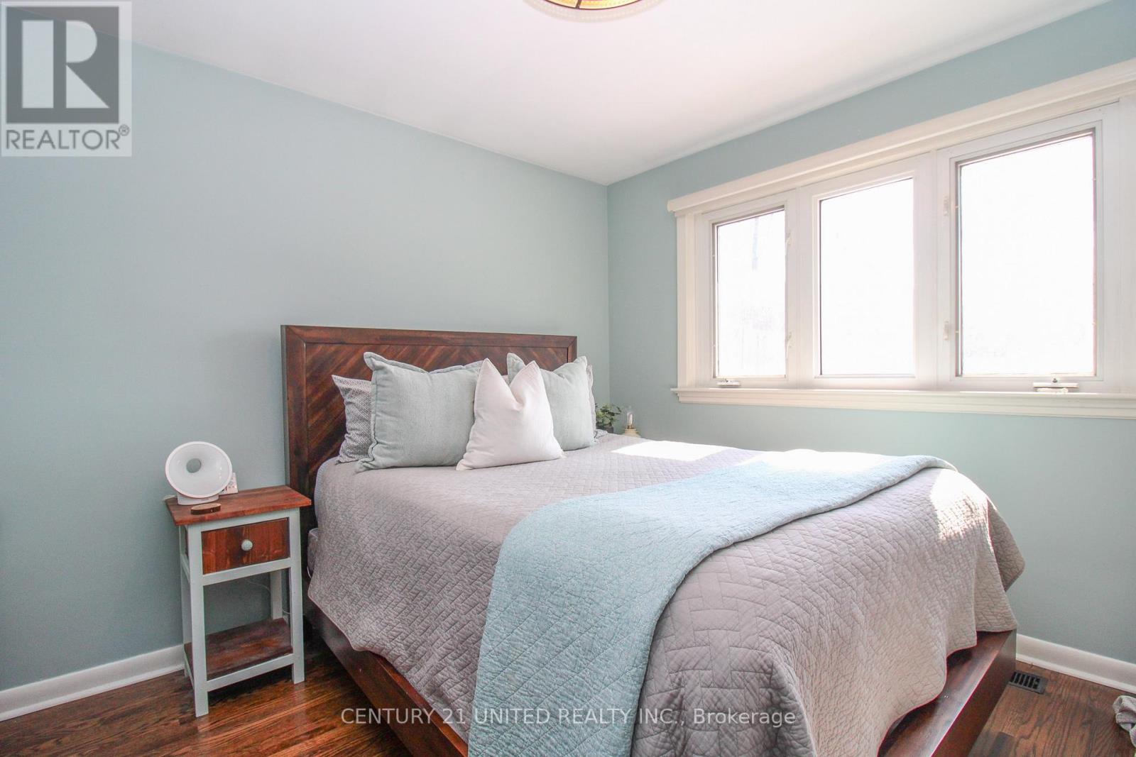 953 Oriole Drive, Peterborough (Northcrest Ward 5), Ontario  K9H 6K6 - Photo 25 - X12939140