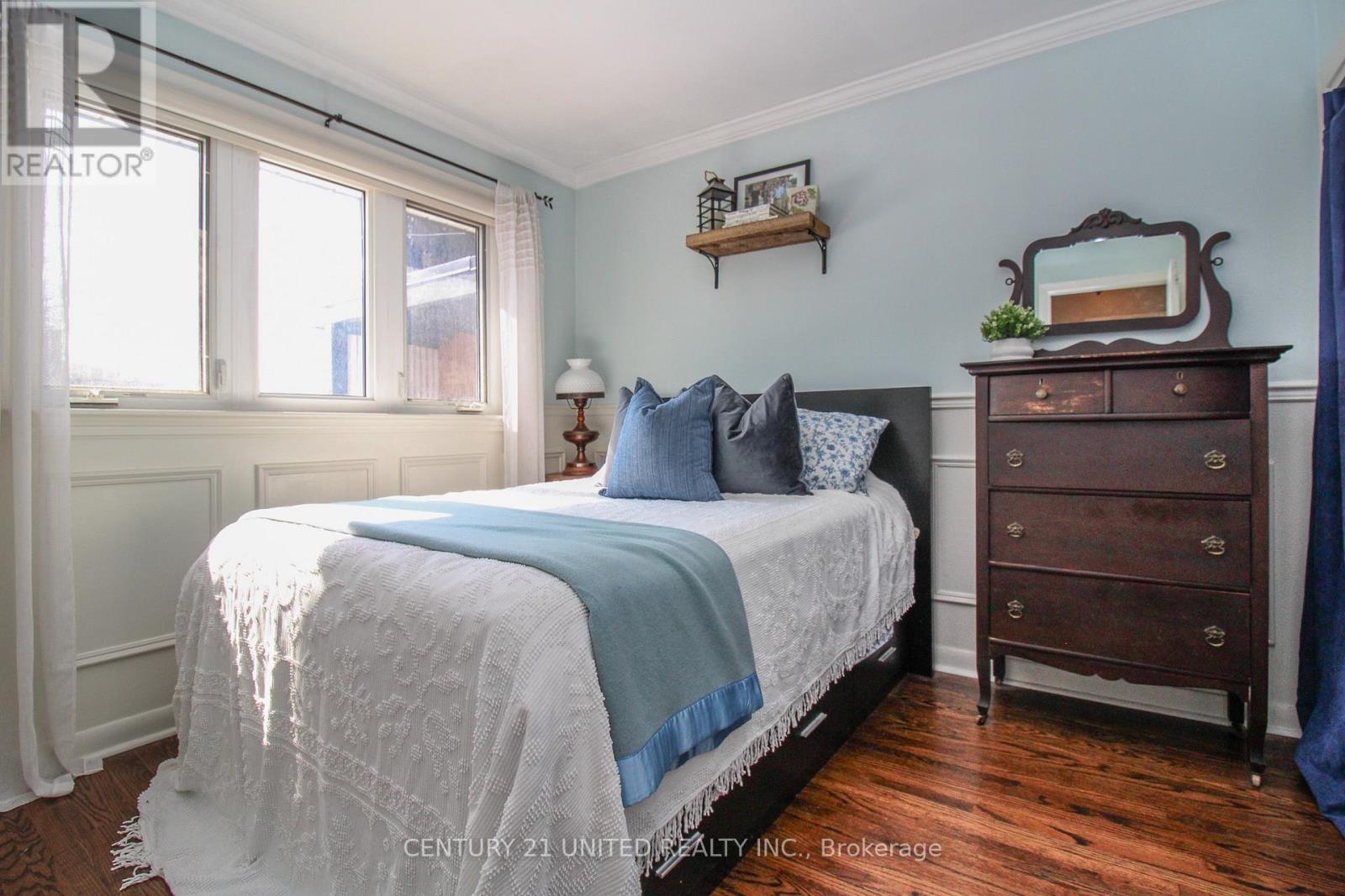 953 Oriole Drive, Peterborough (Northcrest Ward 5), Ontario  K9H 6K6 - Photo 27 - X12939140