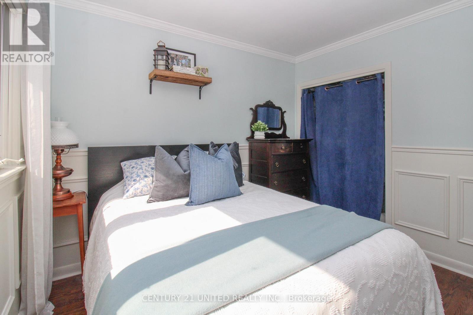 953 Oriole Drive, Peterborough (Northcrest Ward 5), Ontario  K9H 6K6 - Photo 28 - X12939140