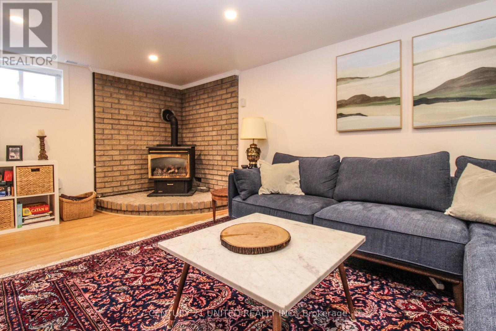 953 Oriole Drive, Peterborough (Northcrest Ward 5), Ontario  K9H 6K6 - Photo 36 - X12939140