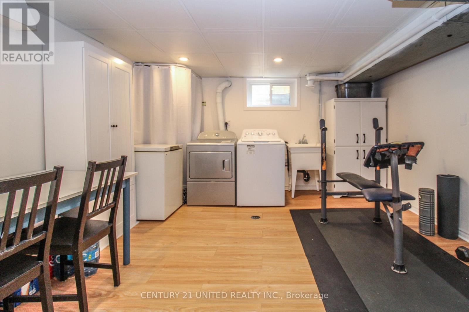 953 Oriole Drive, Peterborough (Northcrest Ward 5), Ontario  K9H 6K6 - Photo 38 - X12939140