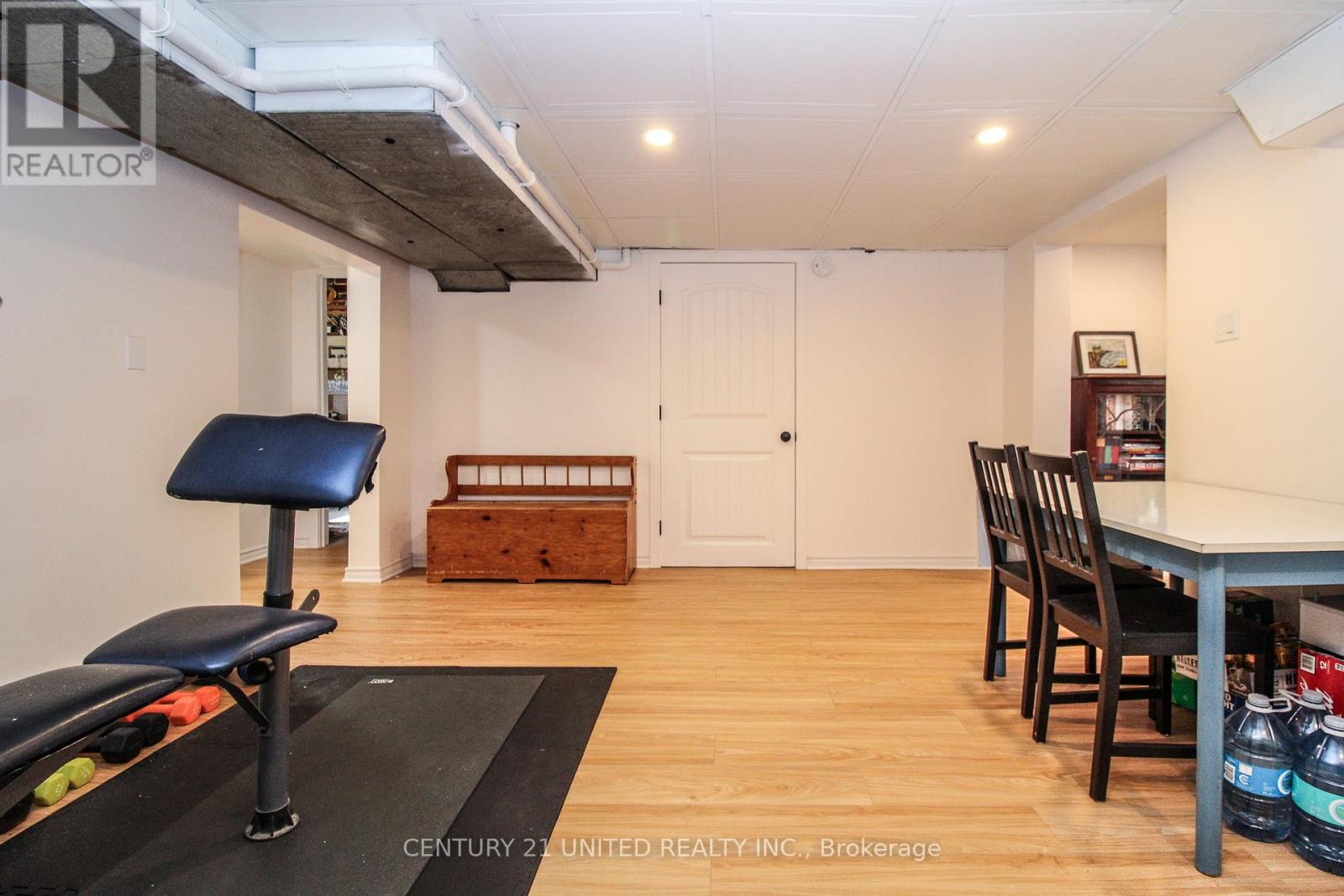 953 Oriole Drive, Peterborough (Northcrest Ward 5), Ontario  K9H 6K6 - Photo 39 - X12939140