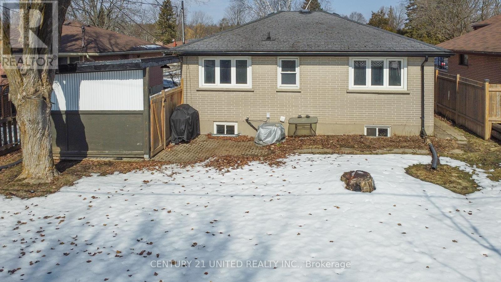 953 Oriole Drive, Peterborough (Northcrest Ward 5), Ontario  K9H 6K6 - Photo 47 - X12939140