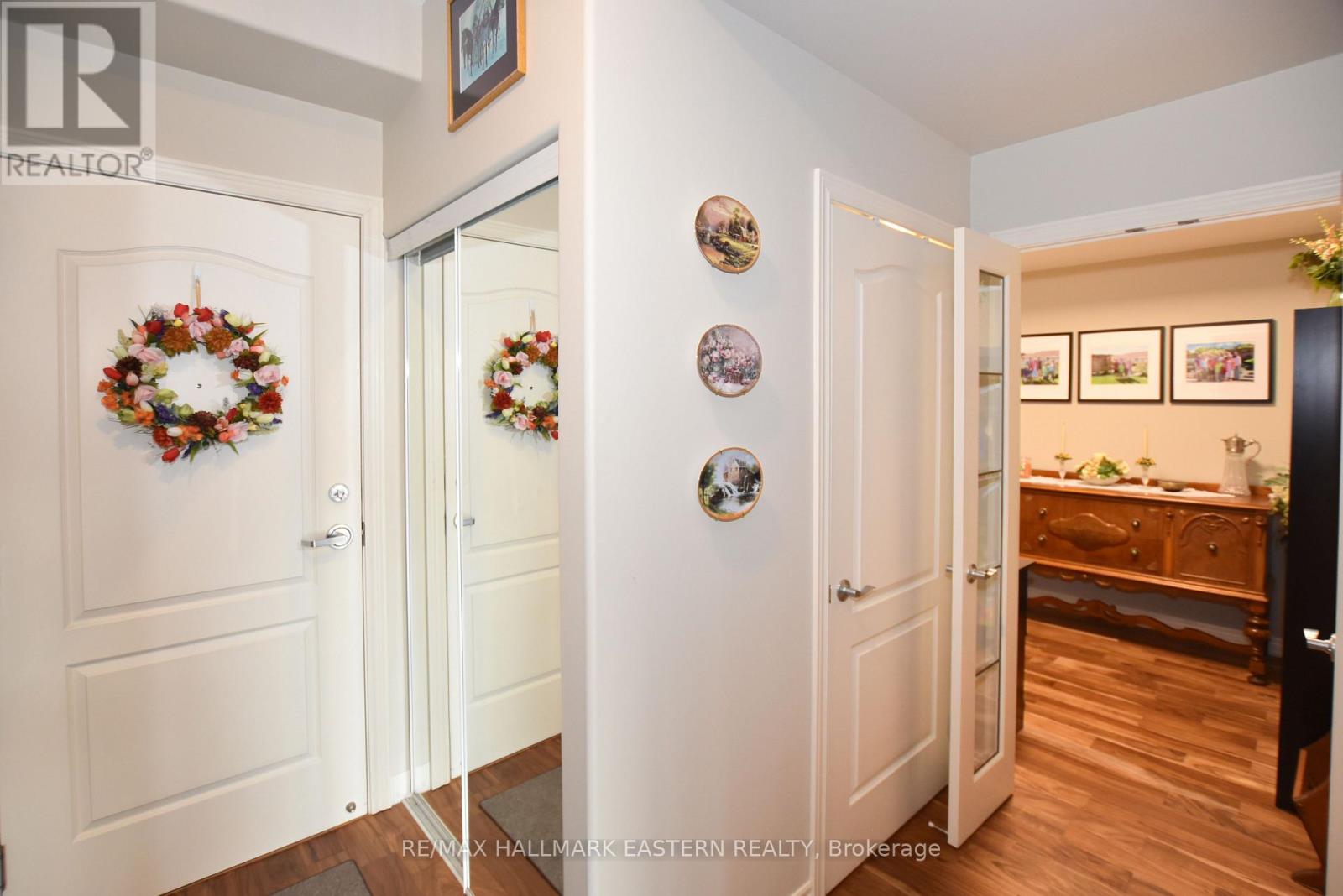 Ph10 - 869 Clonsilla Avenue, Peterborough (Otonabee Ward 1), Ontario  K9J 0B7 - Photo 14 - X12939286