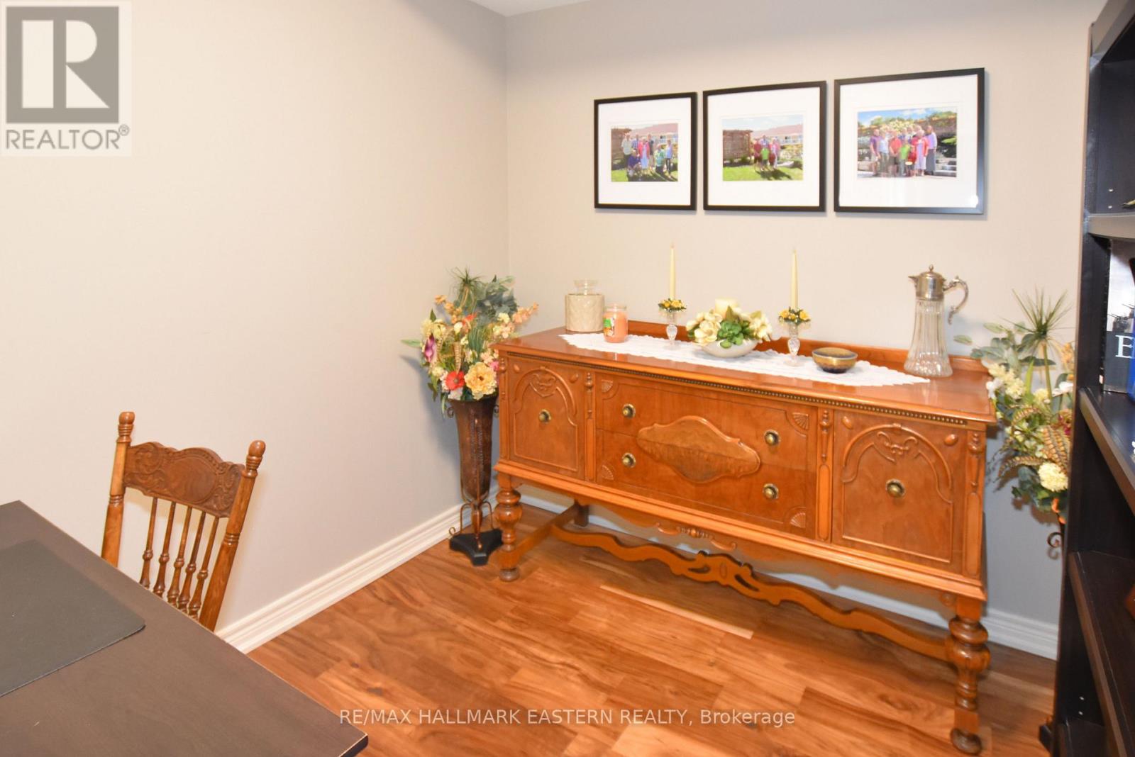 Ph10 - 869 Clonsilla Avenue, Peterborough (Otonabee Ward 1), Ontario  K9J 0B7 - Photo 17 - X12939286