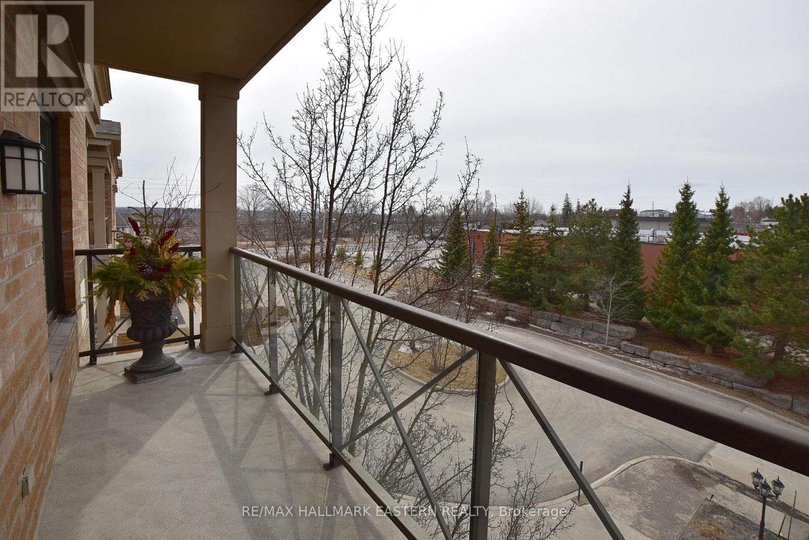 Ph10 - 869 Clonsilla Avenue, Peterborough (Otonabee Ward 1), Ontario  K9J 0B7 - Photo 19 - X12939286