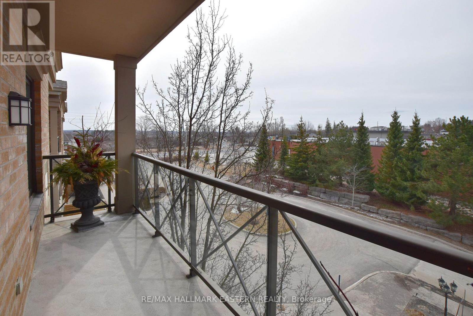 Ph10 - 869 Clonsilla Avenue, Peterborough (Otonabee Ward 1), Ontario  K9J 0B7 - Photo 20 - X12939286