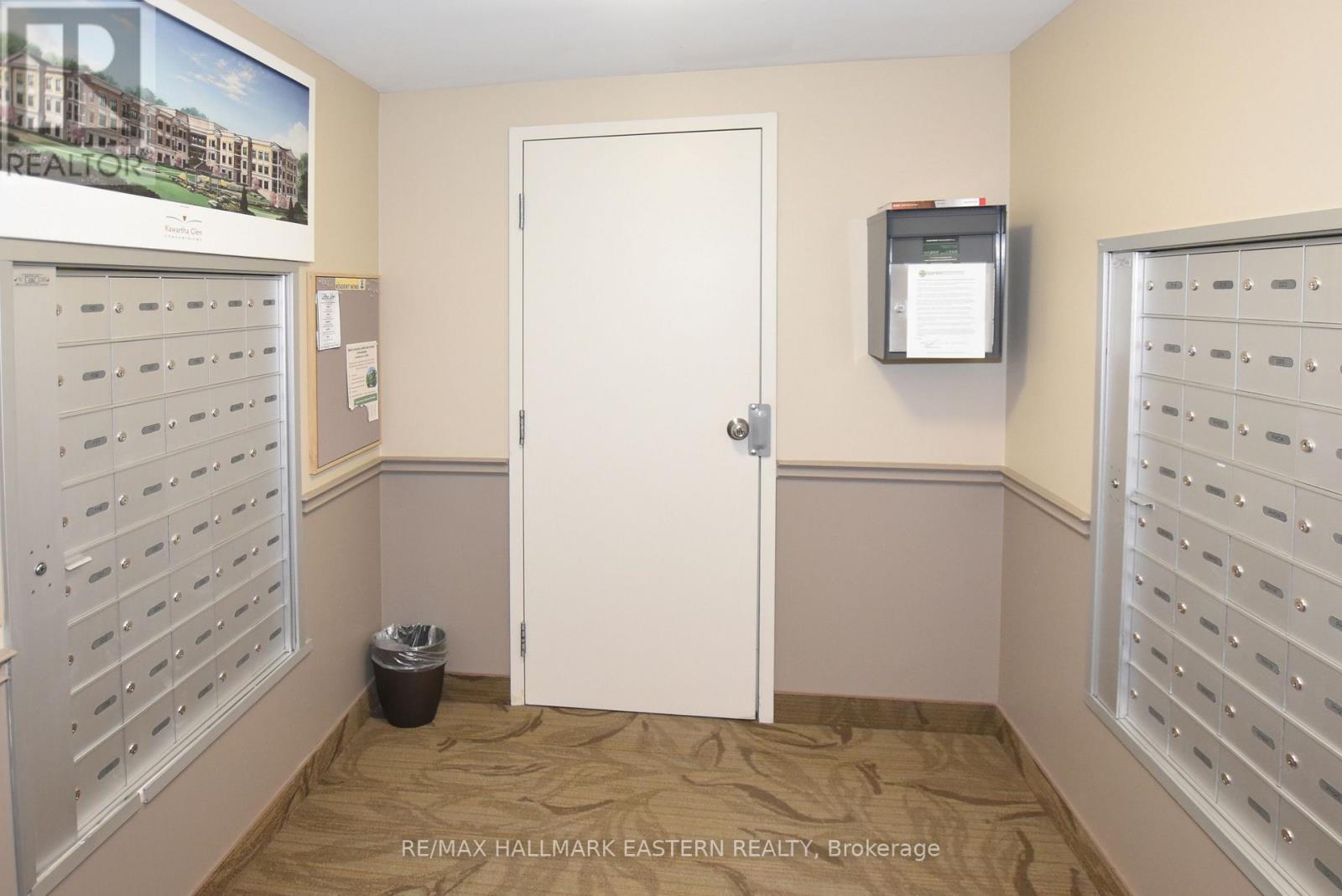 Ph10 - 869 Clonsilla Avenue, Peterborough (Otonabee Ward 1), Ontario  K9J 0B7 - Photo 7 - X12939286