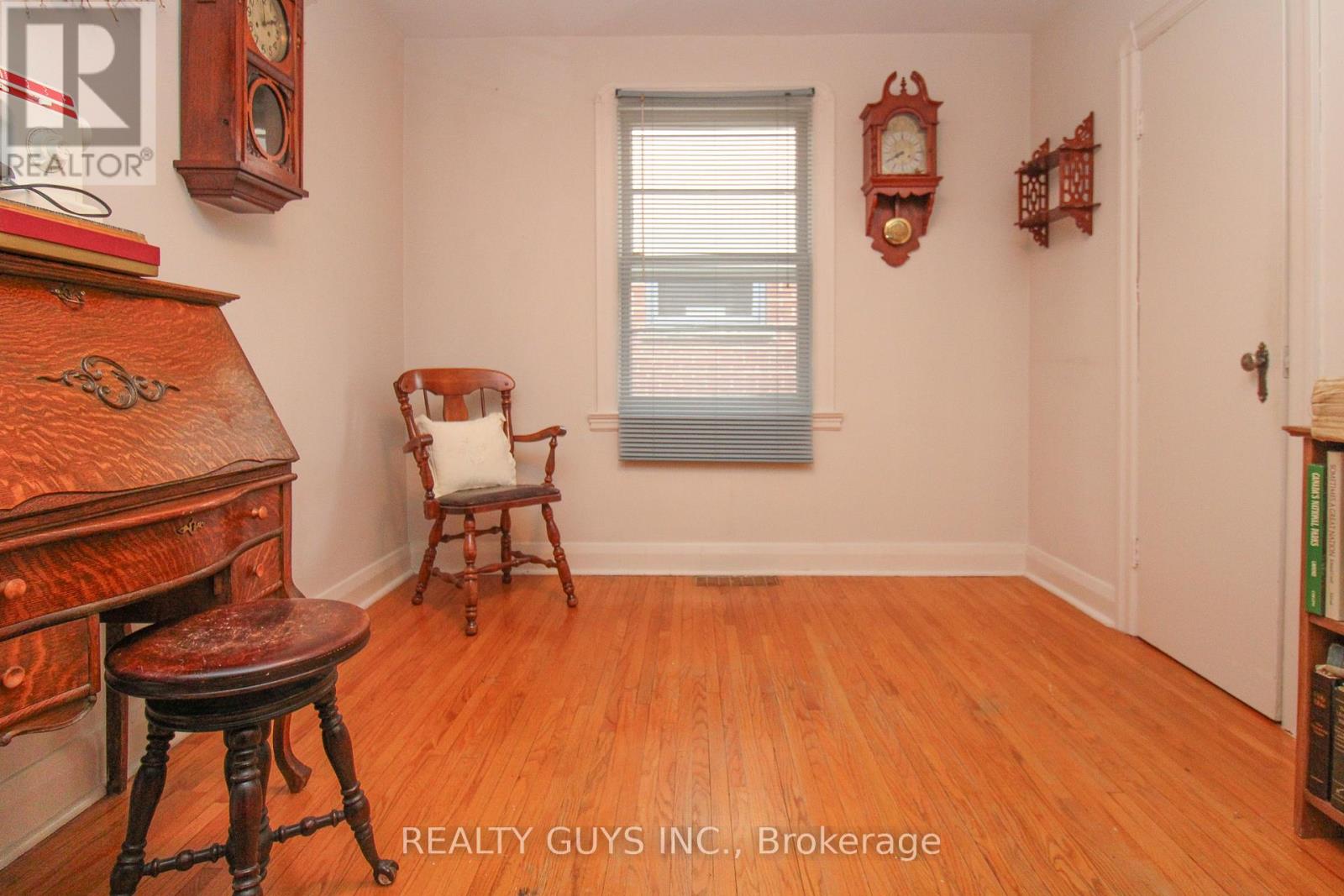 297 King George Street, Peterborough (Otonabee Ward 1), Ontario  K9J 1R7 - Photo 23 - X12939604