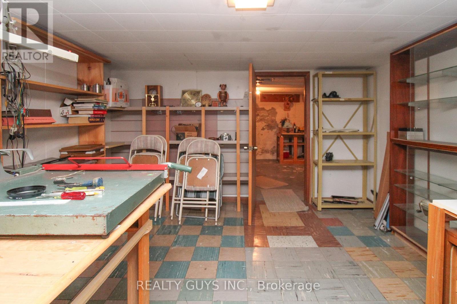 297 King George Street, Peterborough (Otonabee Ward 1), Ontario  K9J 1R7 - Photo 29 - X12939604