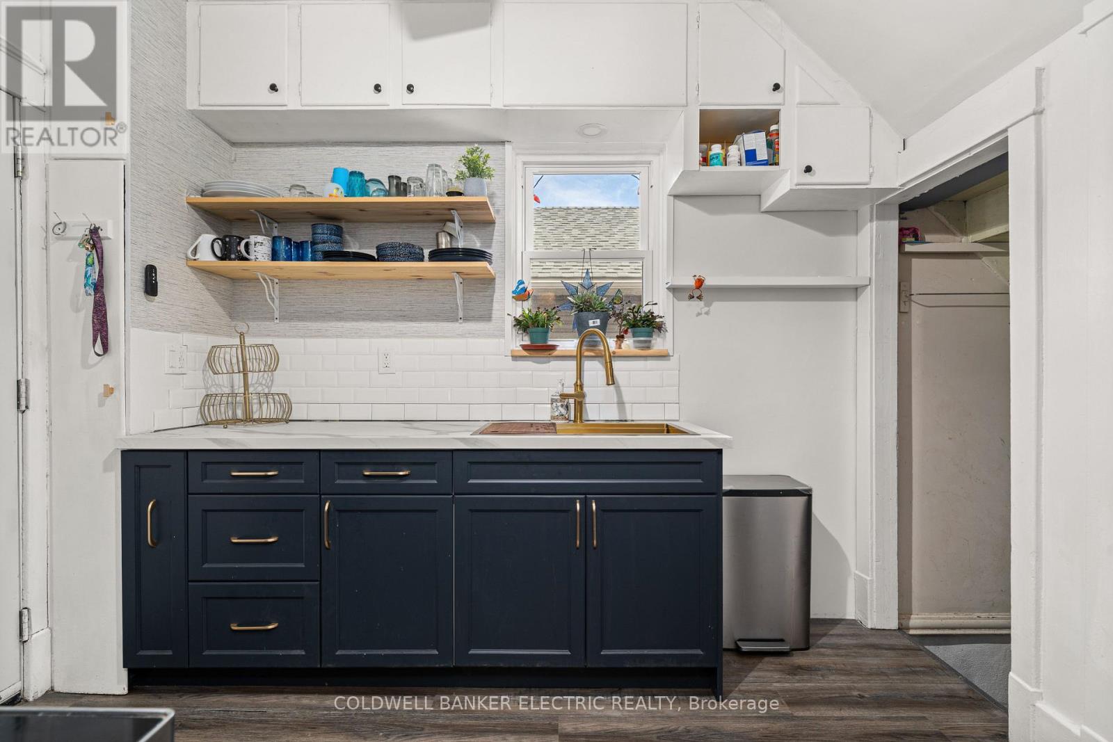 112 Lansdowne Street W, Peterborough (Town Ward 3), Ontario  K9J 1Y1 - Photo 17 - X12940304