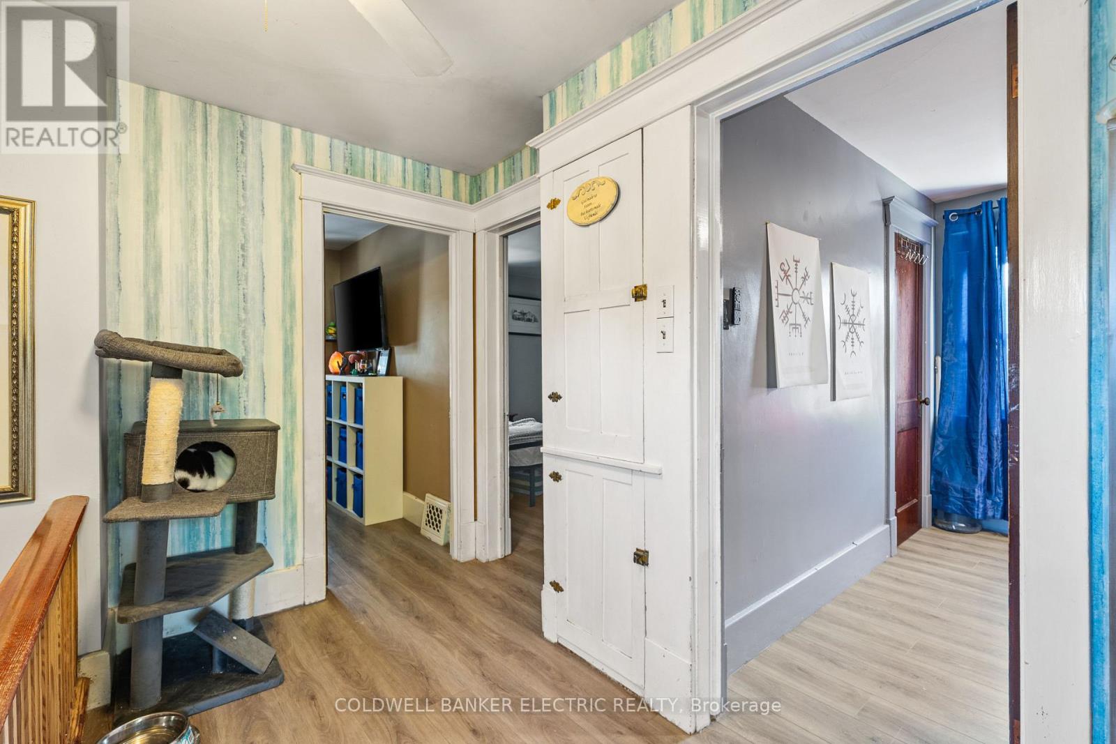 112 Lansdowne Street W, Peterborough (Town Ward 3), Ontario  K9J 1Y1 - Photo 35 - X12940304