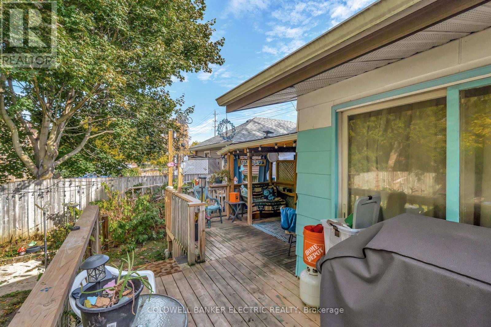 112 Lansdowne Street W, Peterborough (Town Ward 3), Ontario  K9J 1Y1 - Photo 42 - X12940304