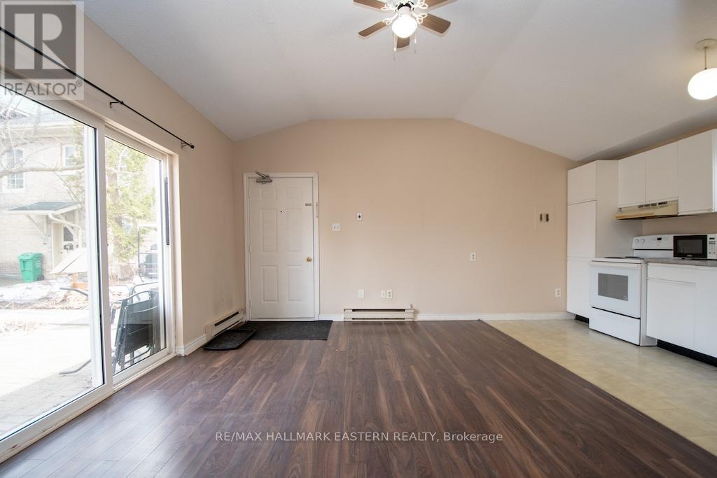 11 Argyle Street, Peterborough (Northcrest Ward 5), Ontario  K9H 7M2 - Photo 13 - X12940430