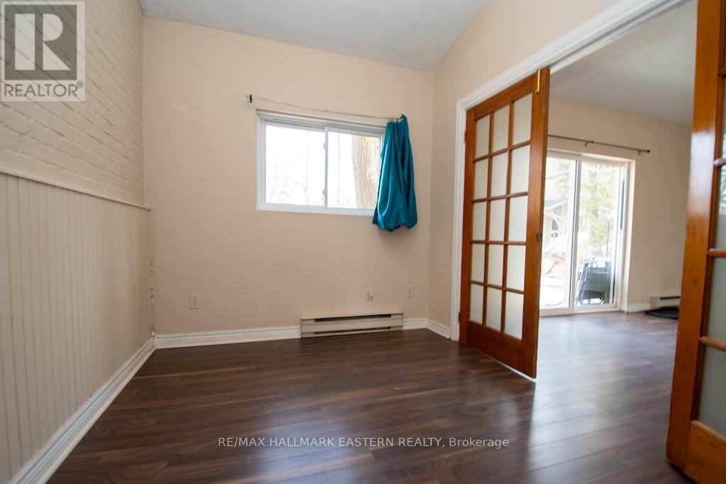 11 Argyle Street, Peterborough (Northcrest Ward 5), Ontario  K9H 7M2 - Photo 18 - X12940430