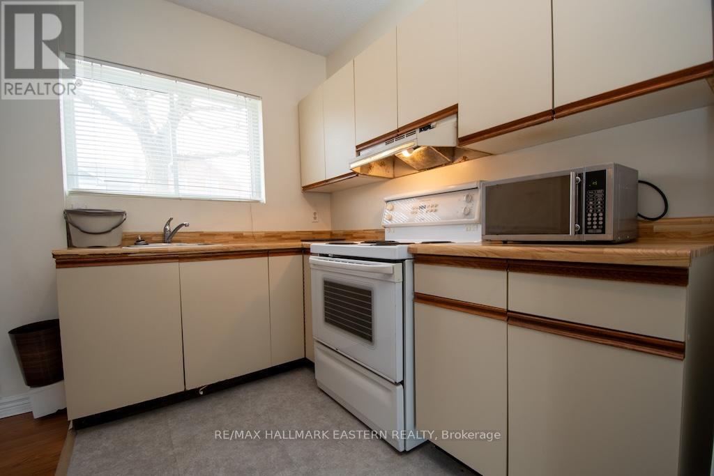 11 Argyle Street, Peterborough (Northcrest Ward 5), Ontario  K9H 7M2 - Photo 26 - X12940430