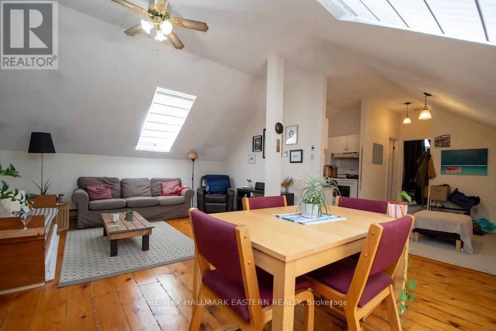 11 Argyle Street, Peterborough (Northcrest Ward 5), Ontario  K9H 7M2 - Photo 34 - X12940430