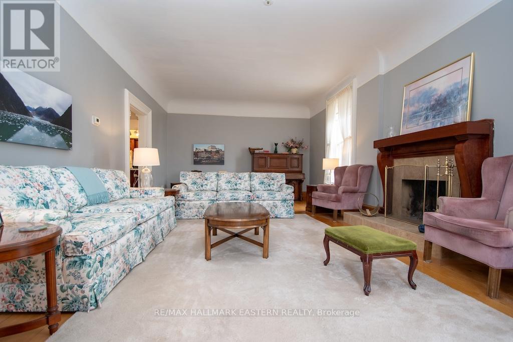 813 Water Street, Peterborough (Northcrest Ward 5), Ontario  K9H 3N7 - Photo 15 - X12940918