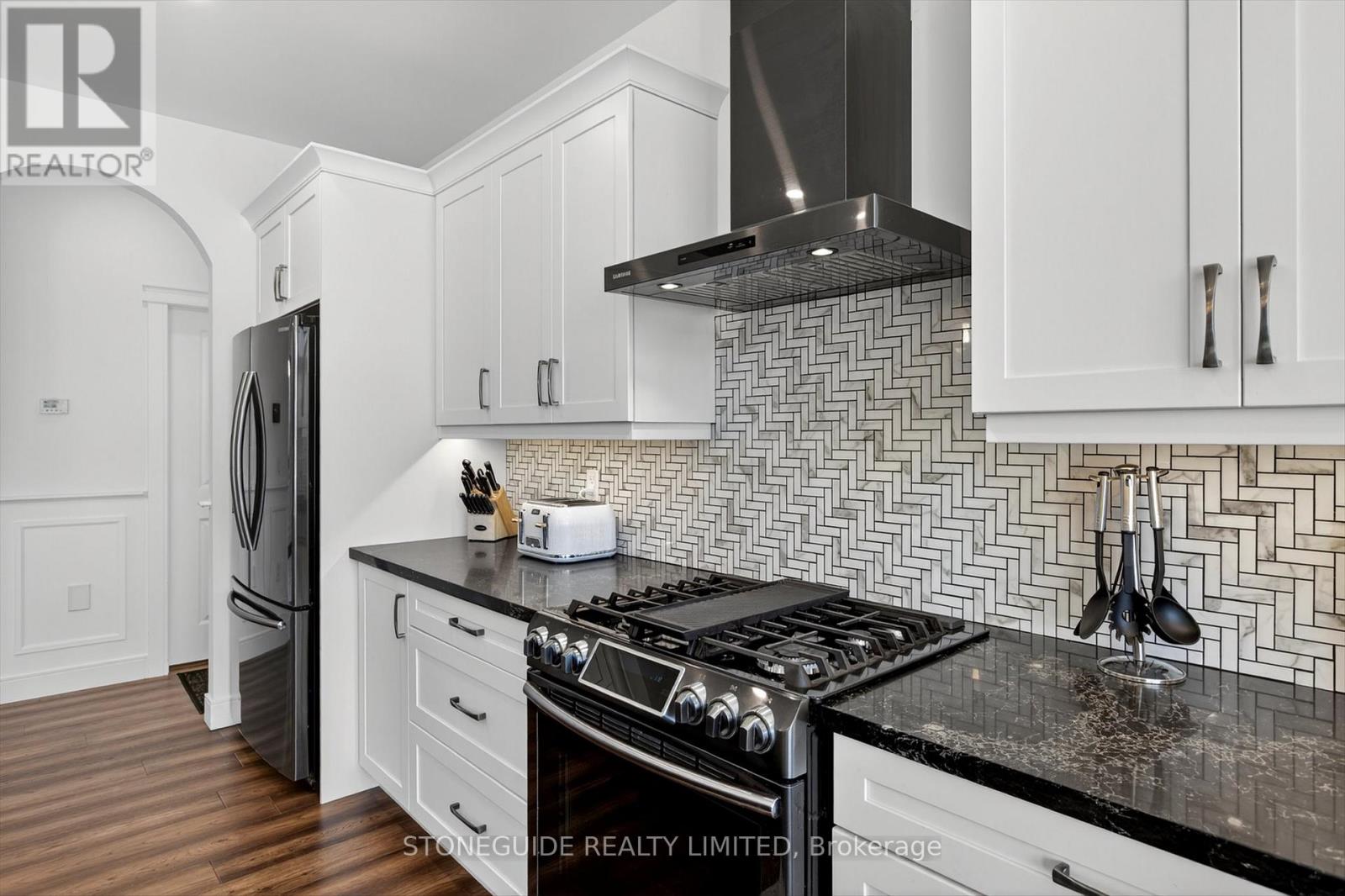 105 Arnott Drive, Selwyn, Ontario  K0L 1T0 - Photo 14 - X12941174