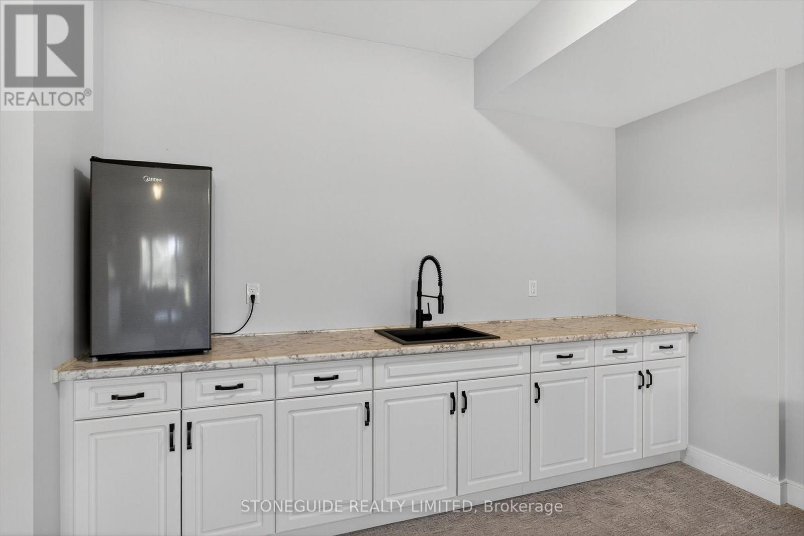 105 Arnott Drive, Selwyn, Ontario  K0L 1T0 - Photo 31 - X12941174