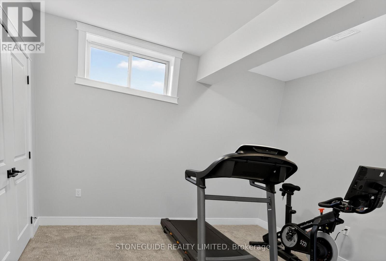 105 Arnott Drive, Selwyn, Ontario  K0L 1T0 - Photo 32 - X12941174