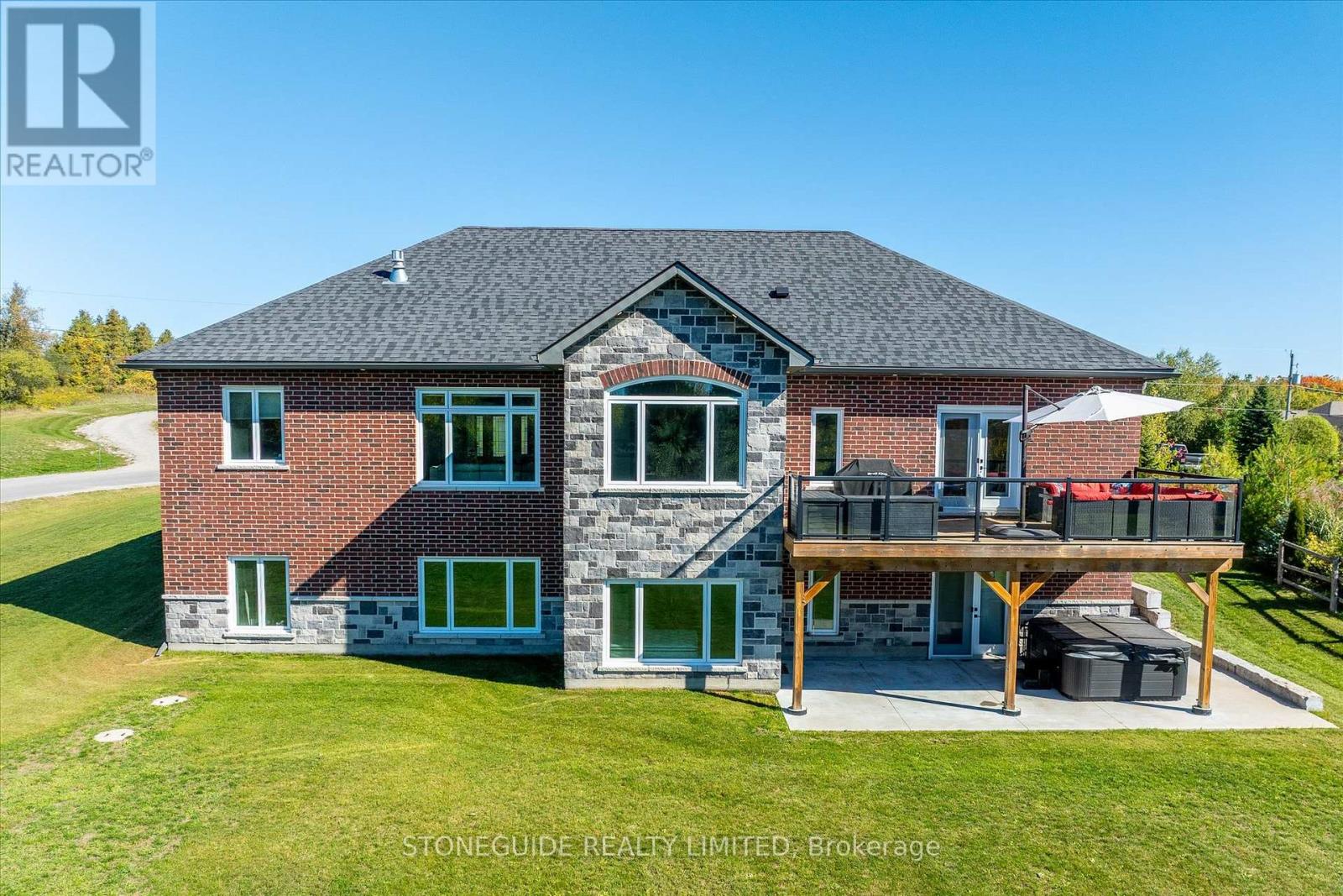 105 Arnott Drive, Selwyn, Ontario  K0L 1T0 - Photo 43 - X12941174