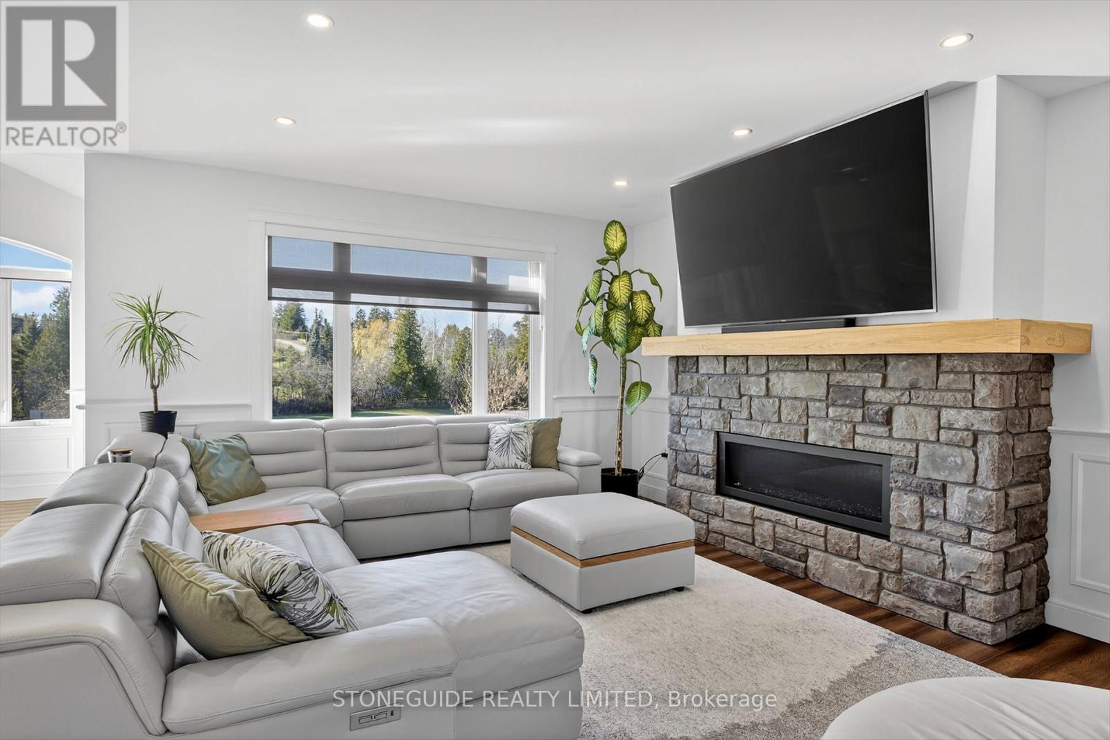 105 Arnott Drive, Selwyn, Ontario  K0L 1T0 - Photo 9 - X12941174