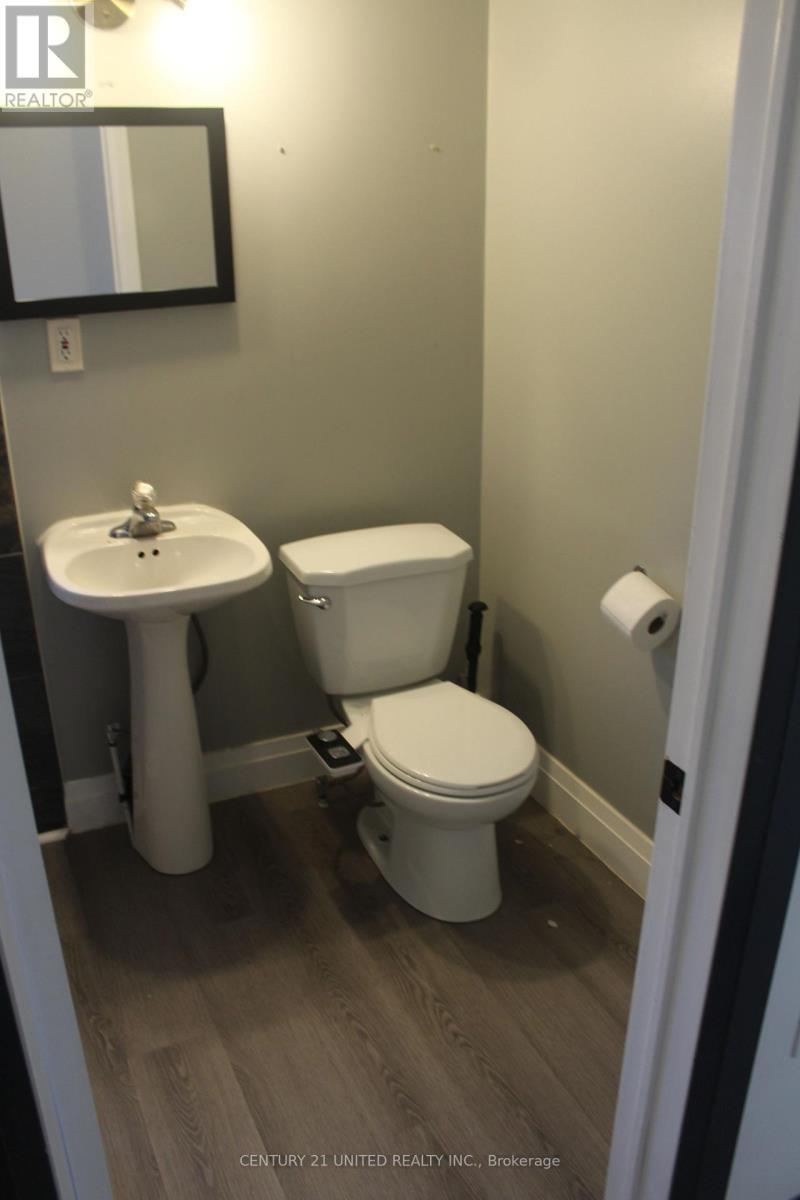 552 Bethune Street, Peterborough (Town Ward 3), Ontario  K9H 3Z5 - Photo 16 - X12941460