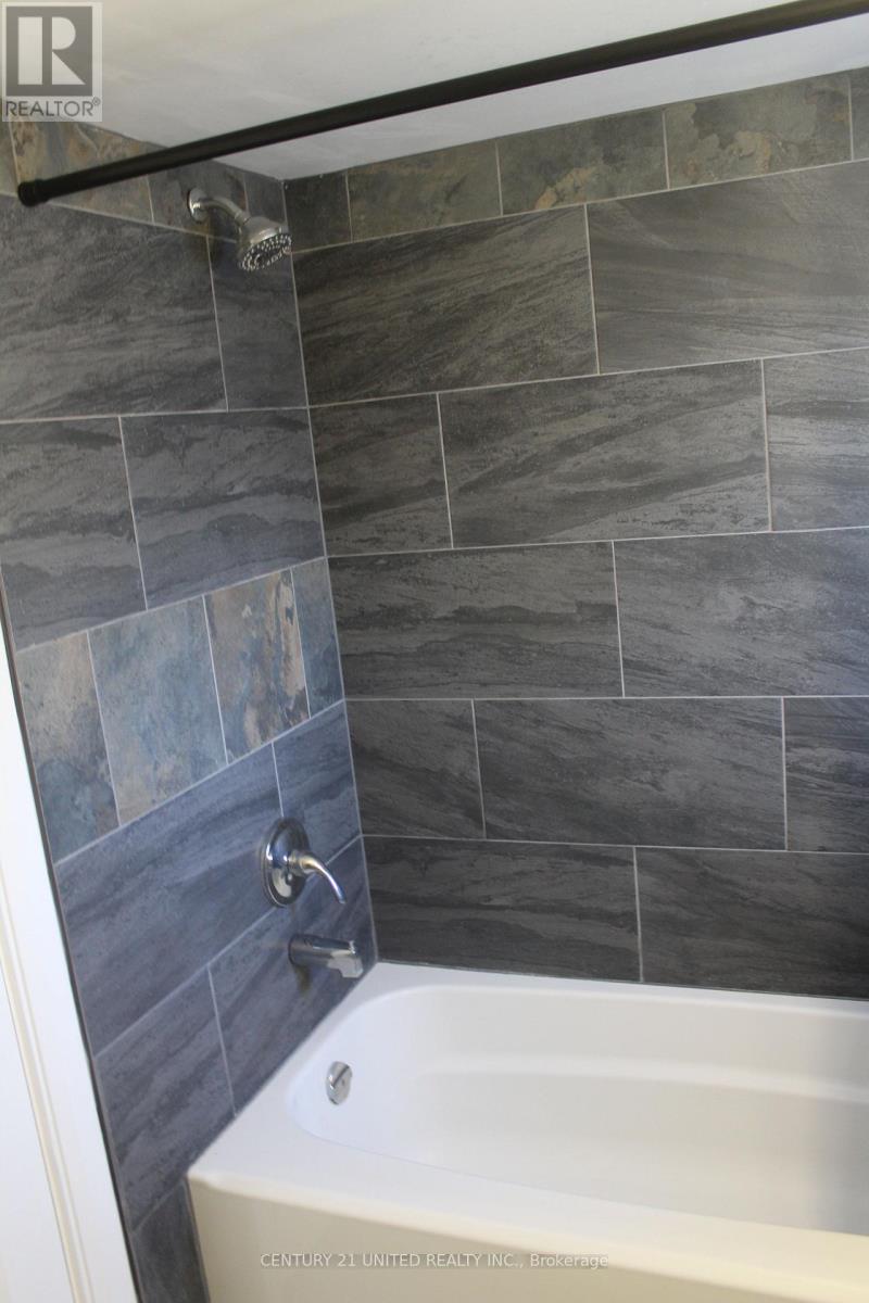 552 Bethune Street, Peterborough (Town Ward 3), Ontario  K9H 3Z5 - Photo 18 - X12941460