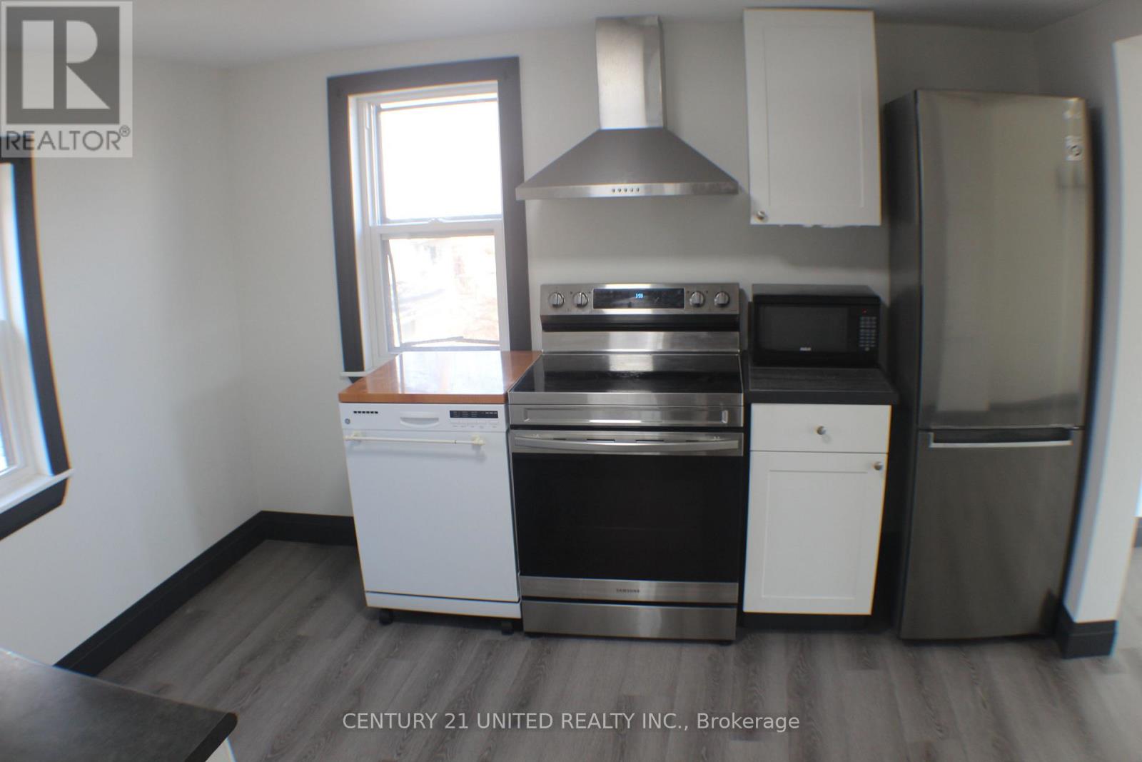 552 Bethune Street, Peterborough (Town Ward 3), Ontario  K9H 3Z5 - Photo 28 - X12941460