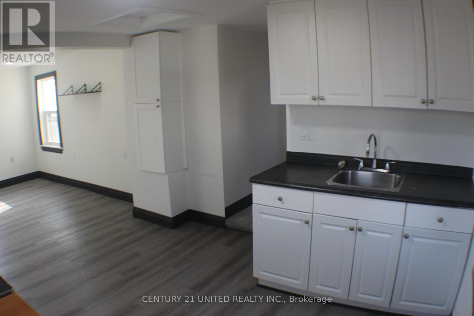 552 Bethune Street, Peterborough (Town Ward 3), Ontario  K9H 3Z5 - Photo 29 - X12941460