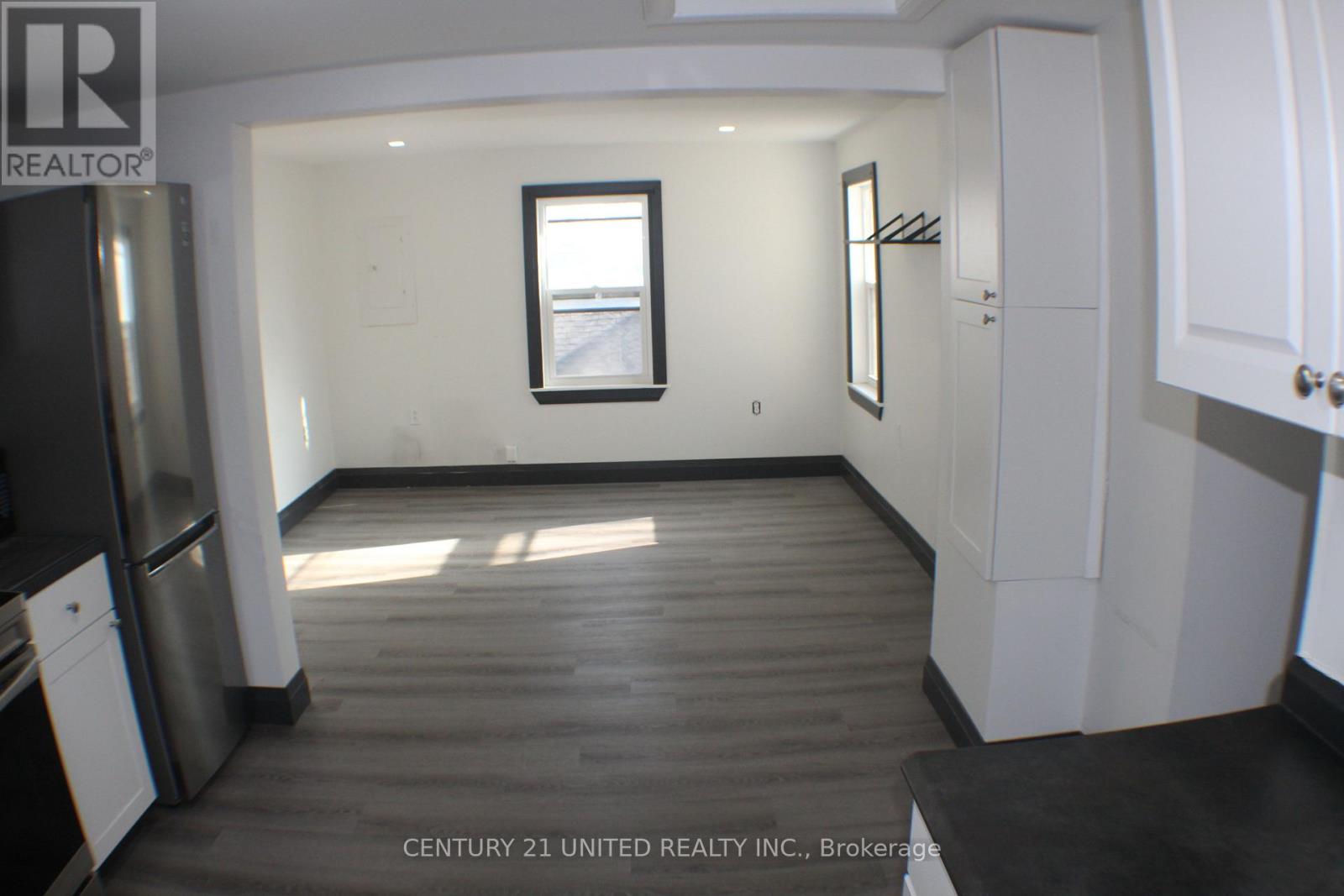 552 Bethune Street, Peterborough (Town Ward 3), Ontario  K9H 3Z5 - Photo 31 - X12941460