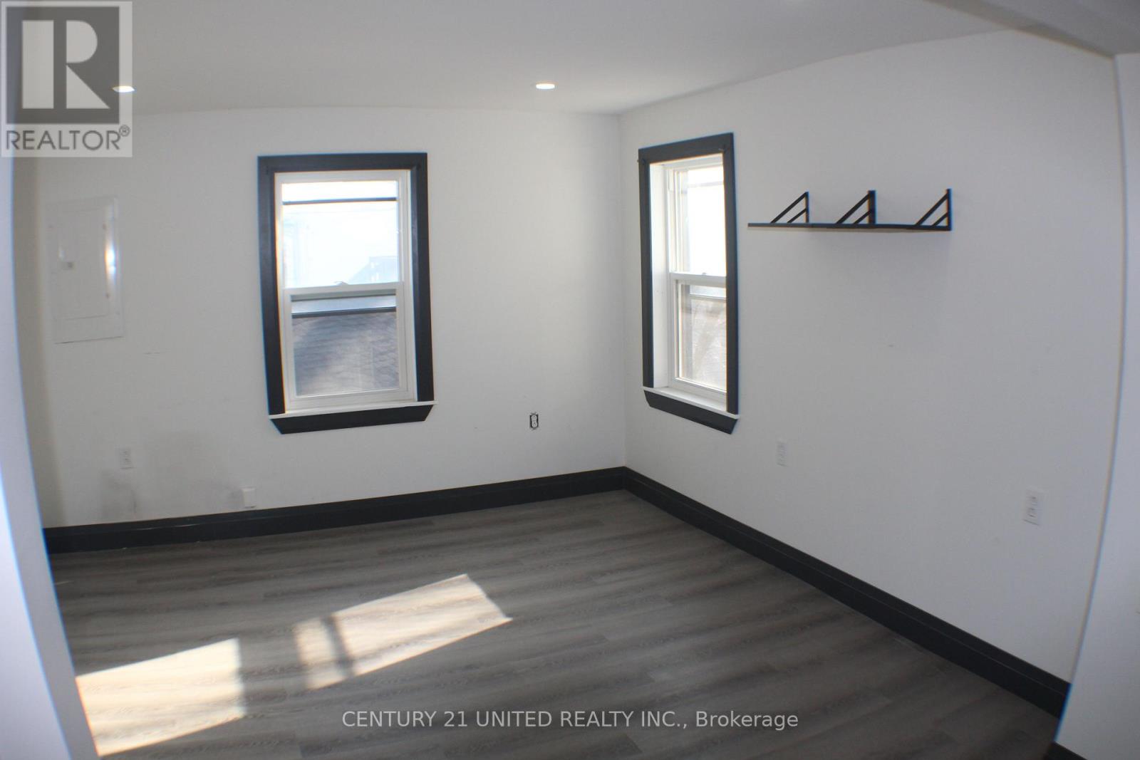 552 Bethune Street, Peterborough (Town Ward 3), Ontario  K9H 3Z5 - Photo 36 - X12941460