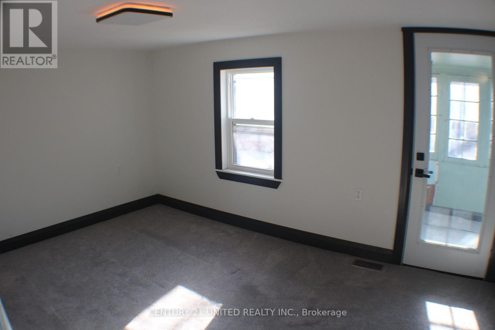 552 Bethune Street, Peterborough (Town Ward 3), Ontario  K9H 3Z5 - Photo 39 - X12941460