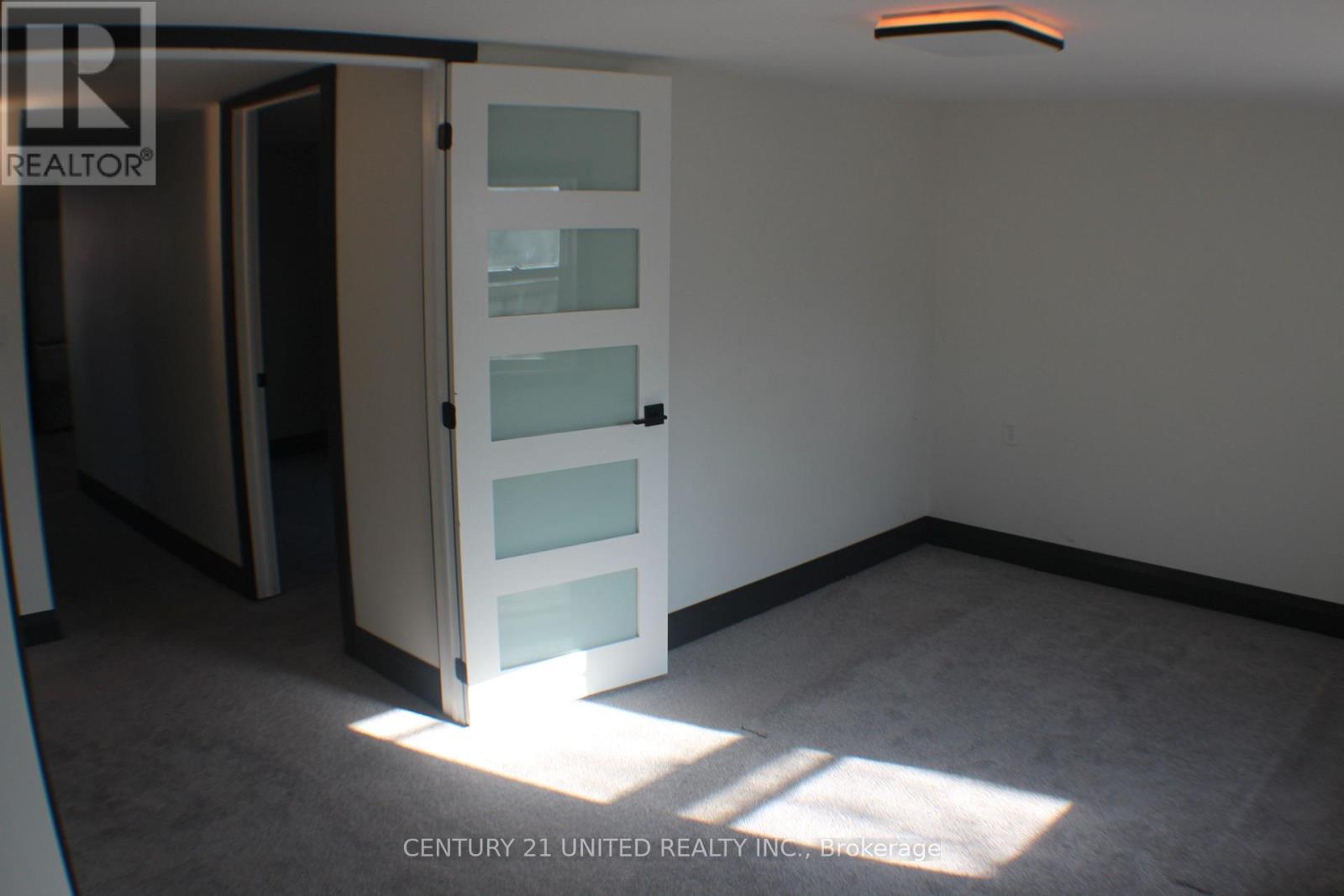 552 Bethune Street, Peterborough (Town Ward 3), Ontario  K9H 3Z5 - Photo 42 - X12941460