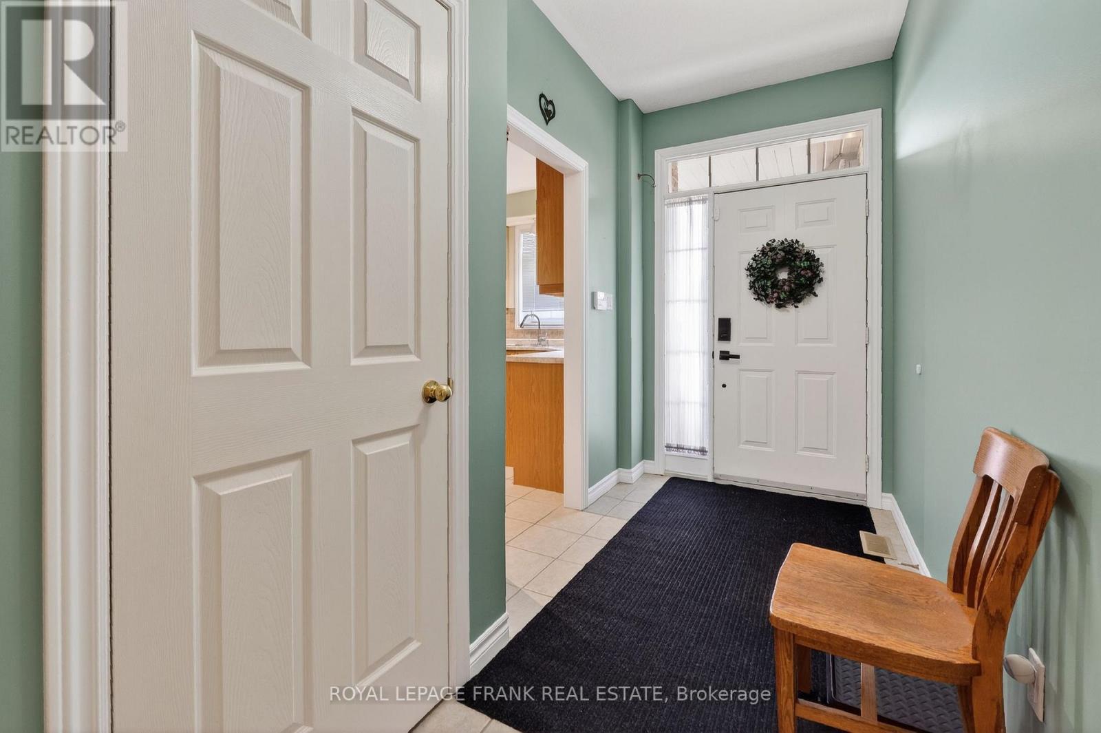 12 - 21 Rivermill Boulevard, Kawartha Lakes (Lindsay), Ontario  K9V 6K6 - Photo 2 - X12942520