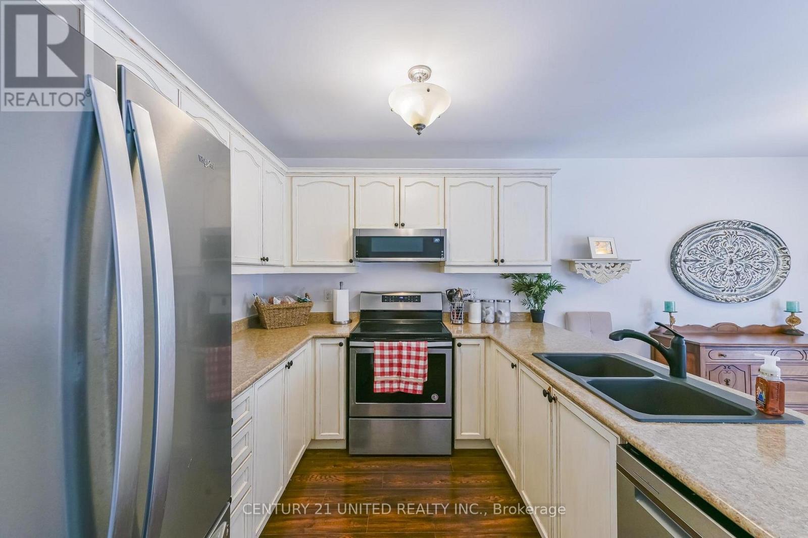 833 Bertrand Terrace, Peterborough (Monaghan Ward 2), Ontario  K9K 2T1 - Photo 7 - X12943190