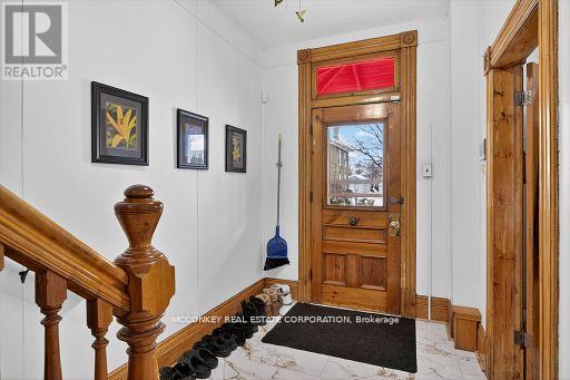 507 Stewart Street, Peterborough (Town Ward 3), Ontario  K9H 4B7 - Photo 2 - X12943248