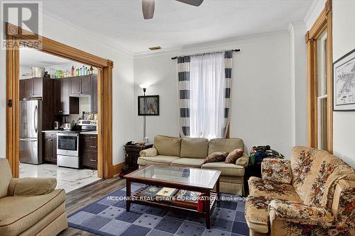 507 Stewart Street, Peterborough (Town Ward 3), Ontario  K9H 4B7 - Photo 9 - X12943248