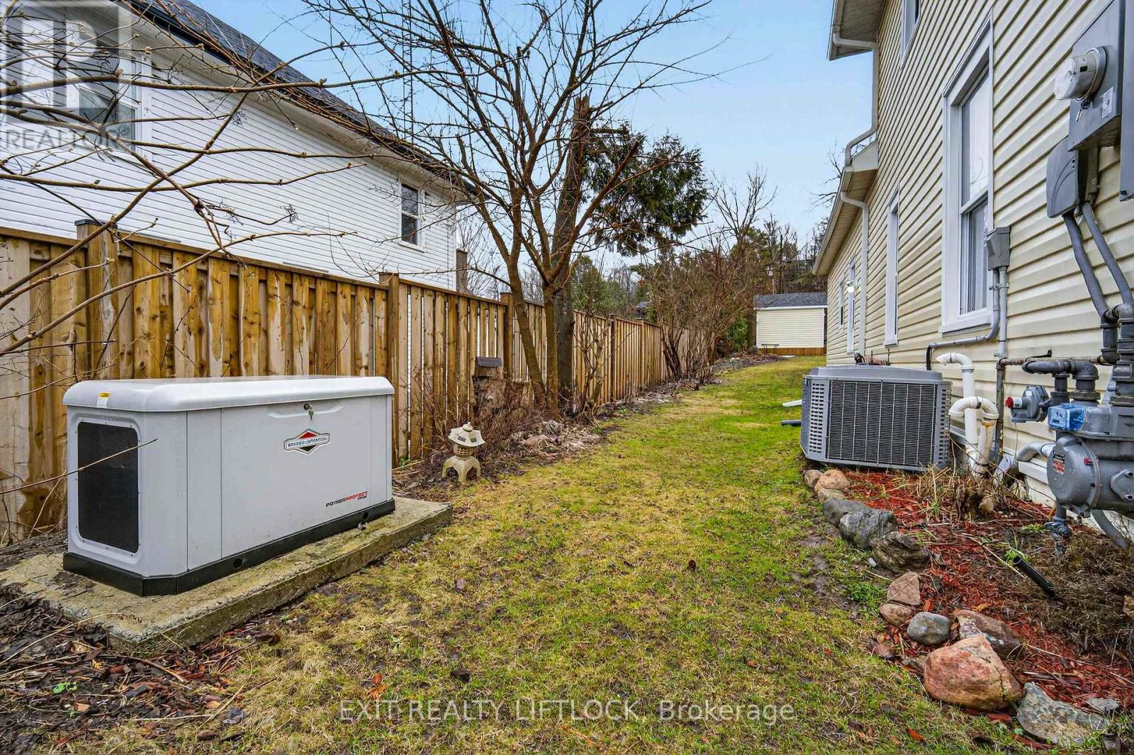 2464 Queen Mary Street, Cavan Monaghan (Cavan Twp), Ontario  L0A 1C0 - Photo 39 - X12943310