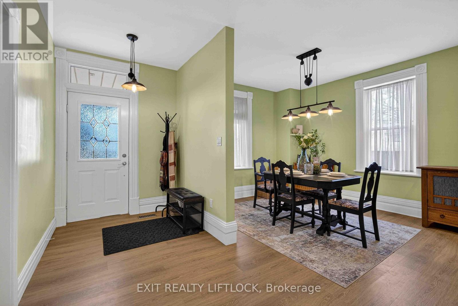 2464 Queen Mary Street, Cavan Monaghan (Cavan Twp), Ontario  L0A 1C0 - Photo 4 - X12943310