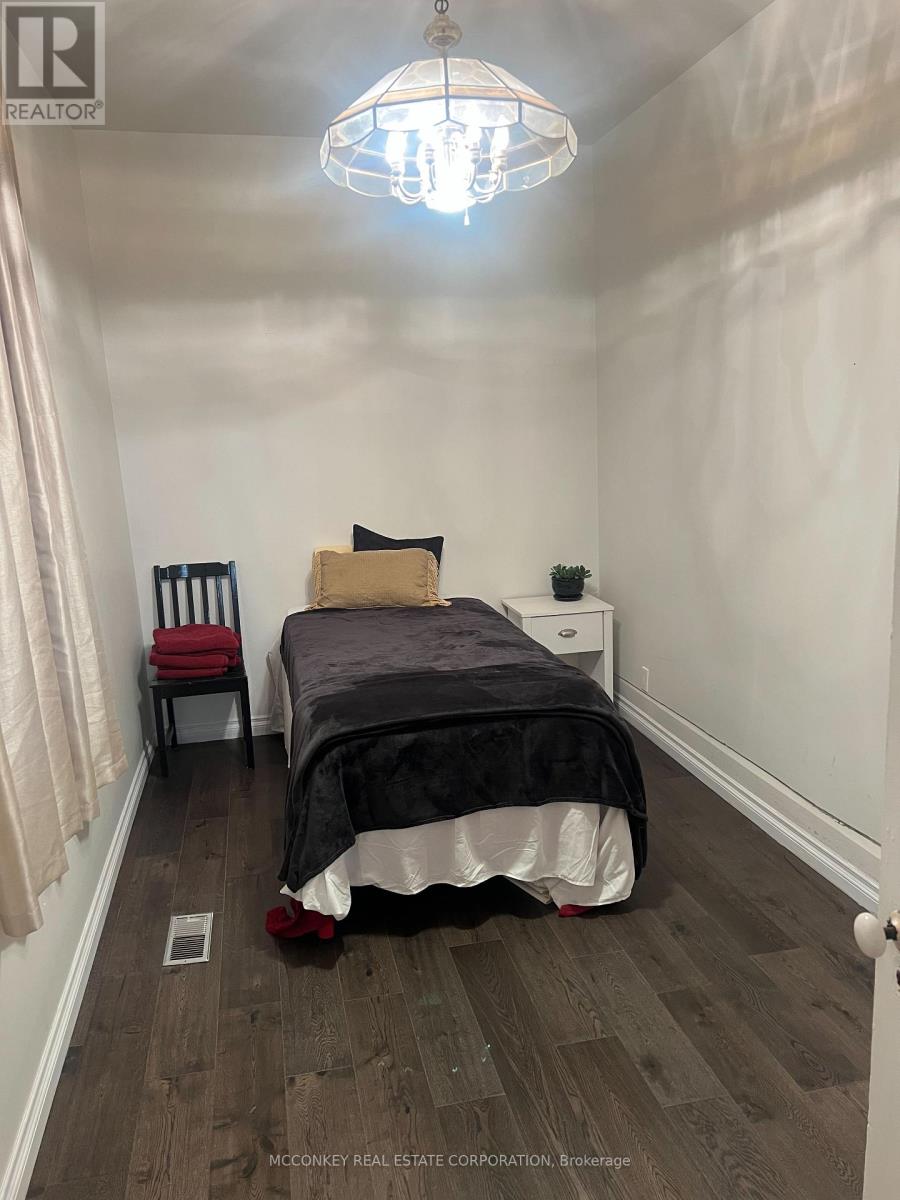 24 King Street W, Kawartha Lakes (Omemee), Ontario  K0L 2W0 - Photo 15 - X12943348