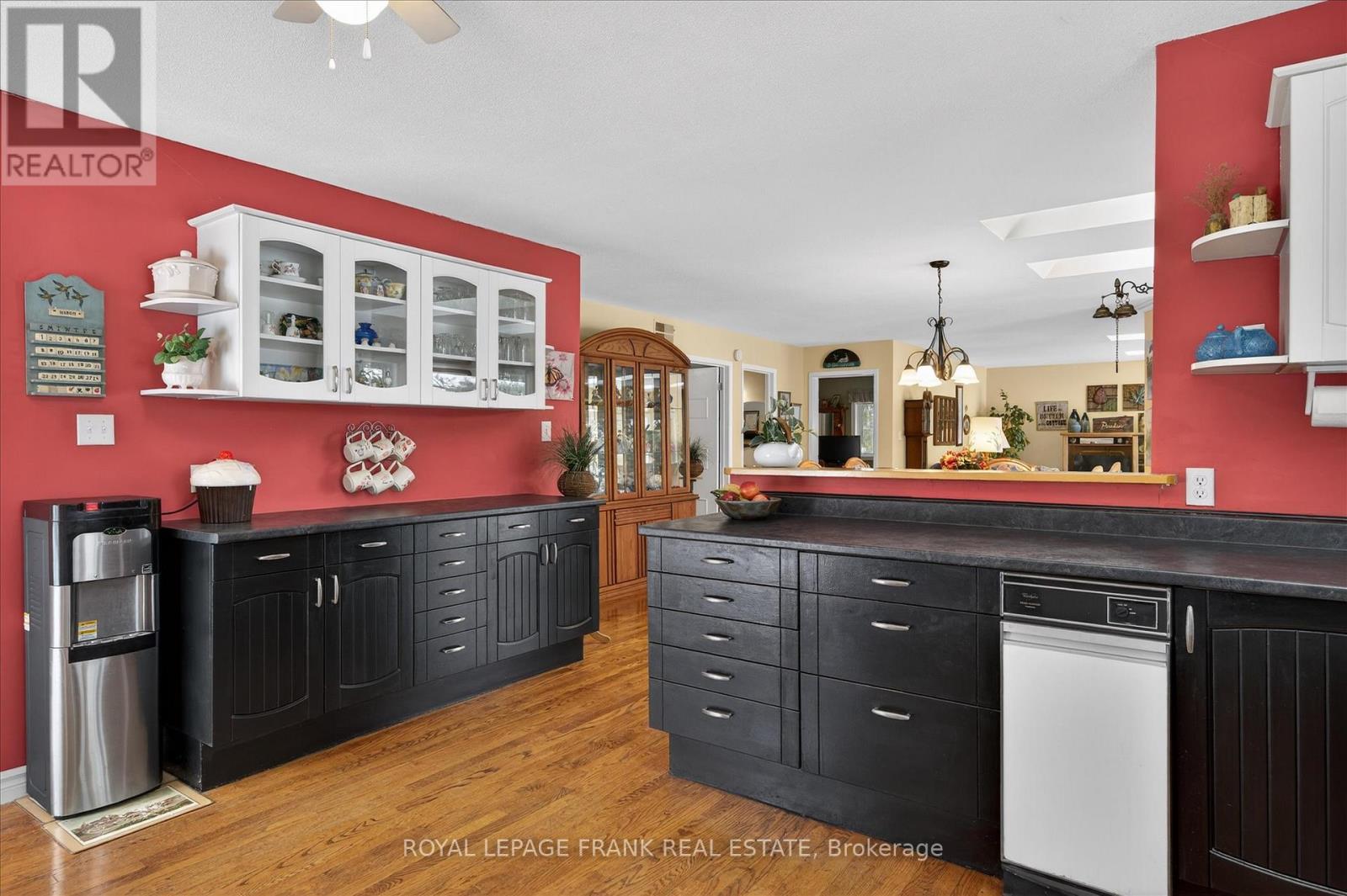 1855 South Bayshore Road E, Douro-Dummer, Ontario  K0L 2H0 - Photo 12 - X12943664