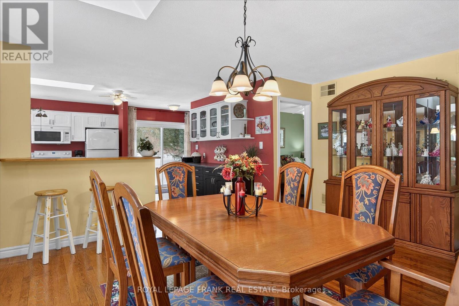 1855 South Bayshore Road E, Douro-Dummer, Ontario  K0L 2H0 - Photo 21 - X12943664