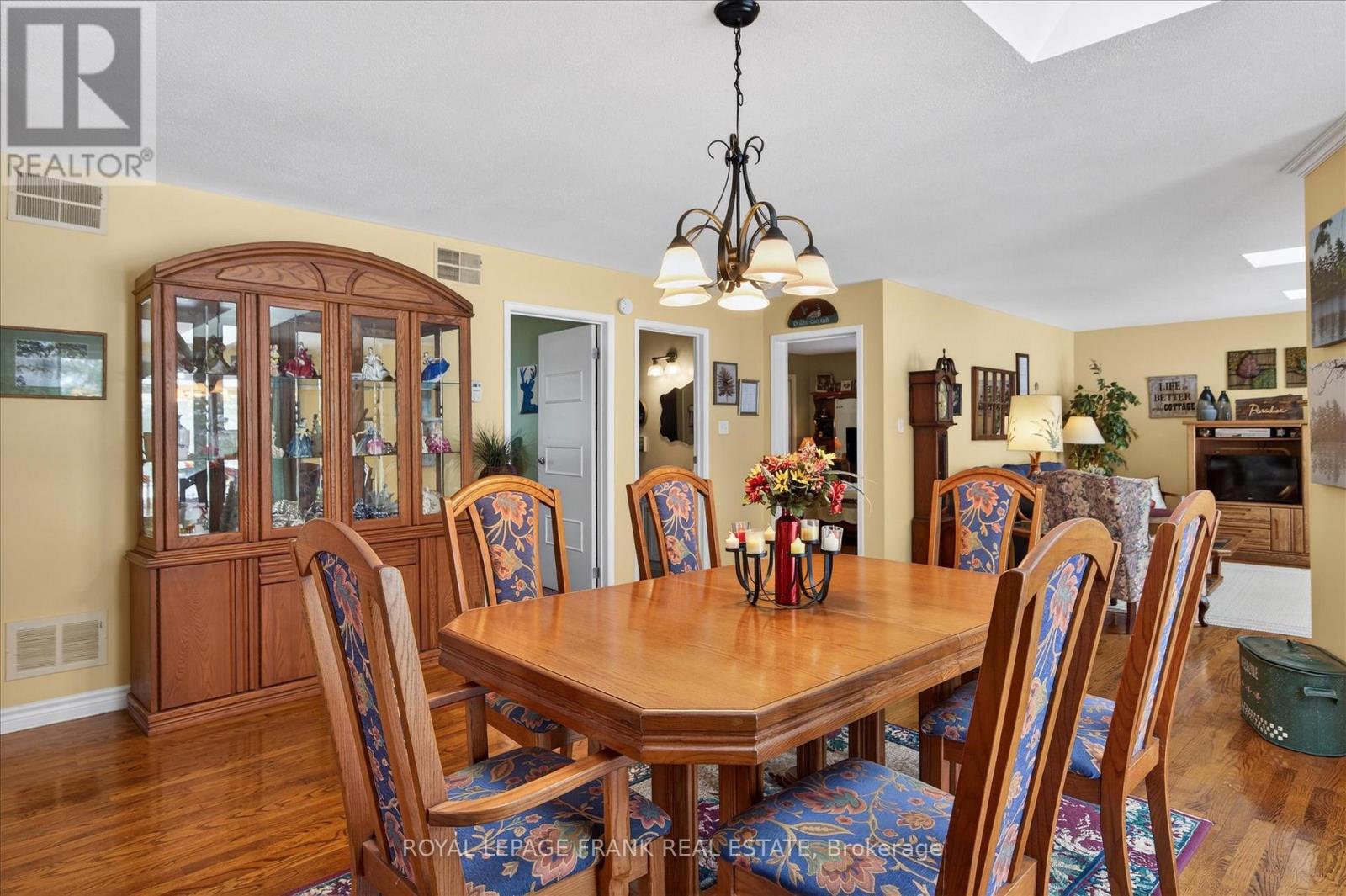 1855 South Bayshore Road E, Douro-Dummer, Ontario  K0L 2H0 - Photo 27 - X12943664