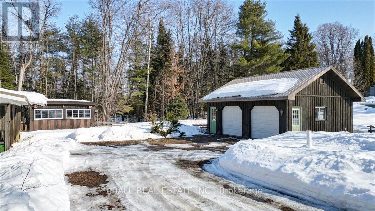 9 Quarry Road, Bancroft (Dungannon Ward), Ontario  K0L 1C0 - Photo 3 - X12944066