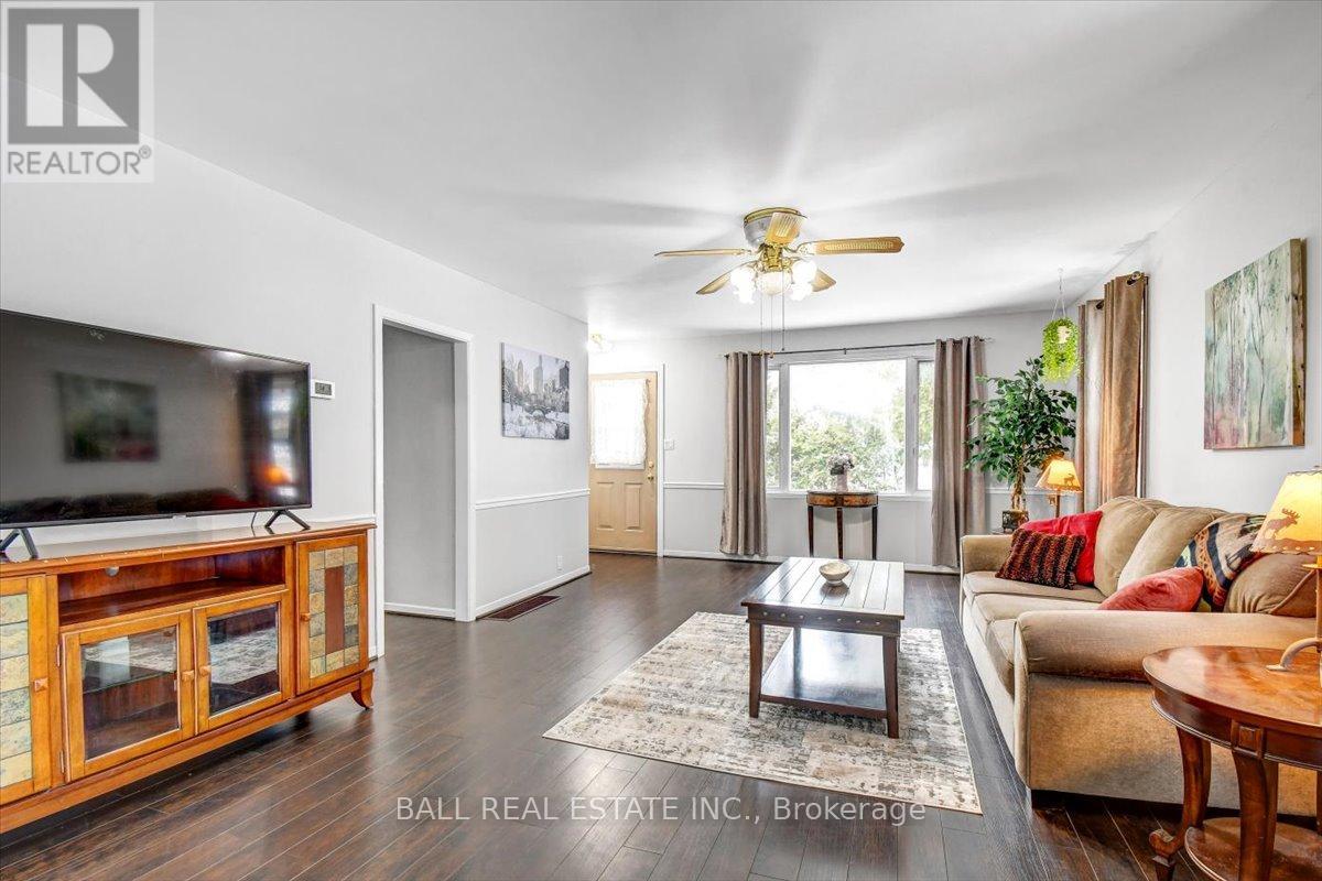 9 Quarry Road, Bancroft (Dungannon Ward), Ontario  K0L 1C0 - Photo 6 - X12944066