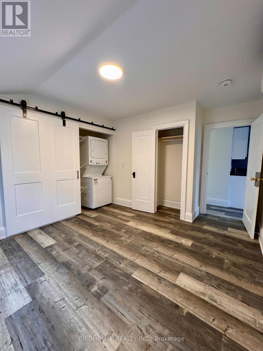 19 Cambridge Street S, Kawartha Lakes (Lindsay), Ontario  K9V 3B7 - Photo 3 - X12944470