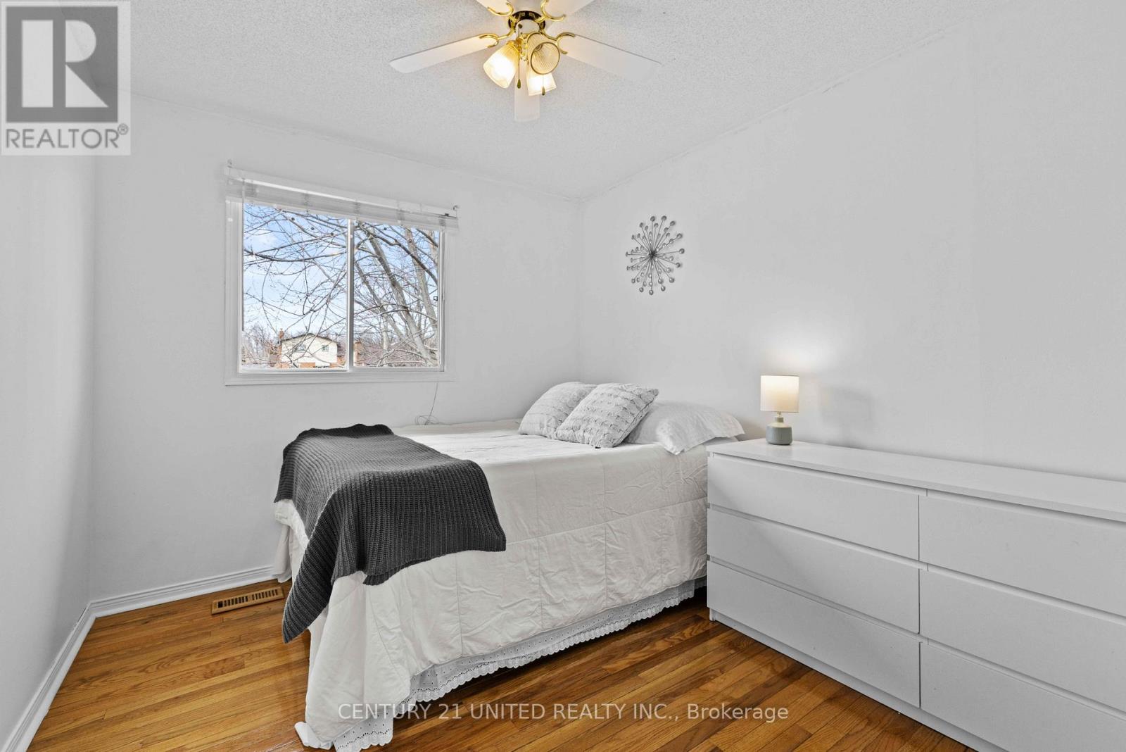 2252 Denure Drive, Peterborough (Monaghan Ward 2), Ontario  K9K 2G3 - Photo 19 - X12944480