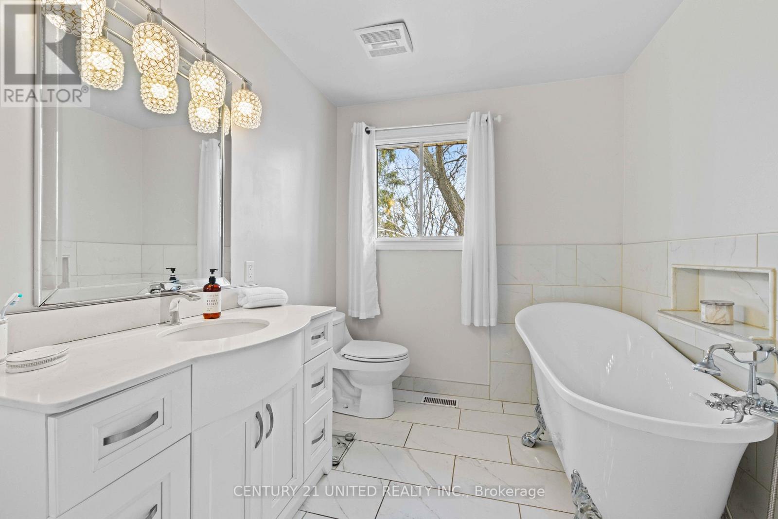 2252 Denure Drive, Peterborough (Monaghan Ward 2), Ontario  K9K 2G3 - Photo 22 - X12944480